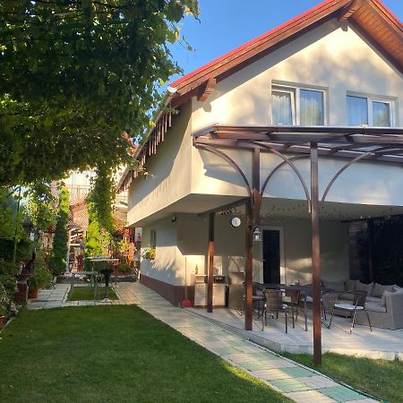 Rîşnov Casa Lucky酒店 外观 照片