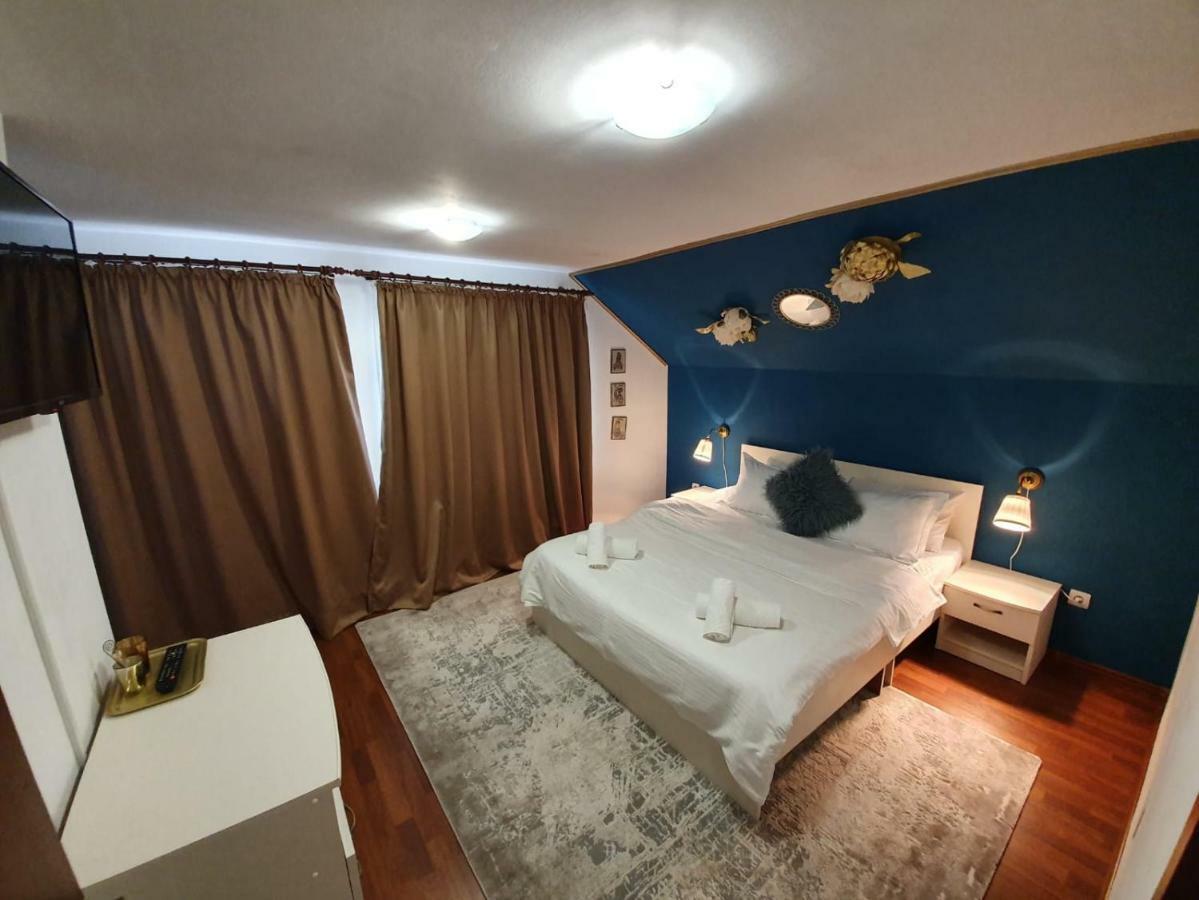 Rîşnov Casa Lucky酒店 外观 照片
